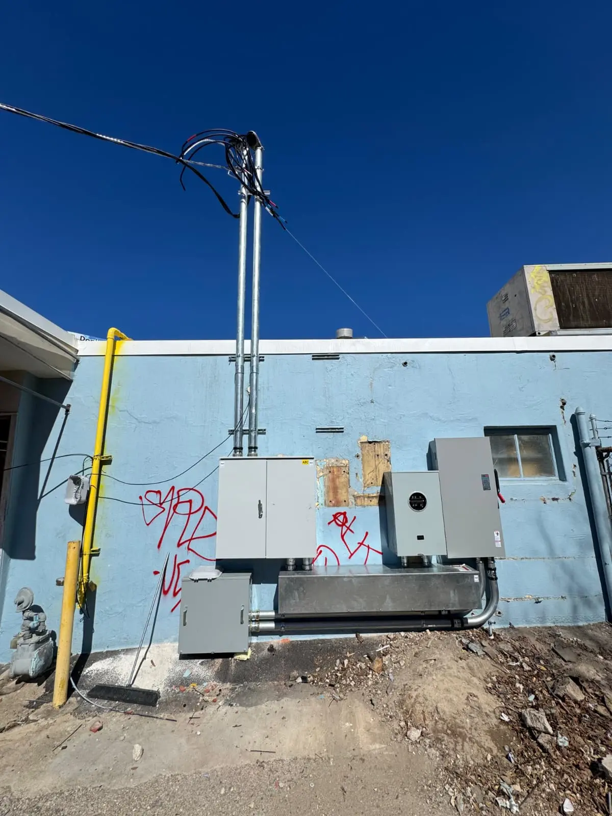 comercial service image 2