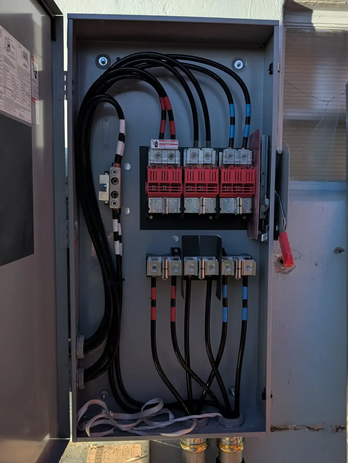 comercial service image 3